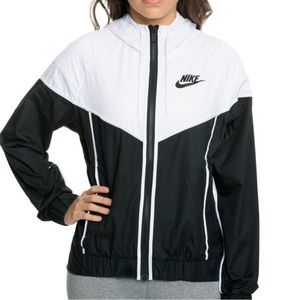 Nike windbreaker, black and white. New Condition